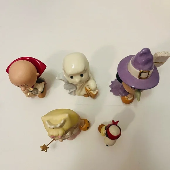 Lenox Peanuts Gang Tricks and Treats Set of 5 Halloween Fine China Figures VTG
